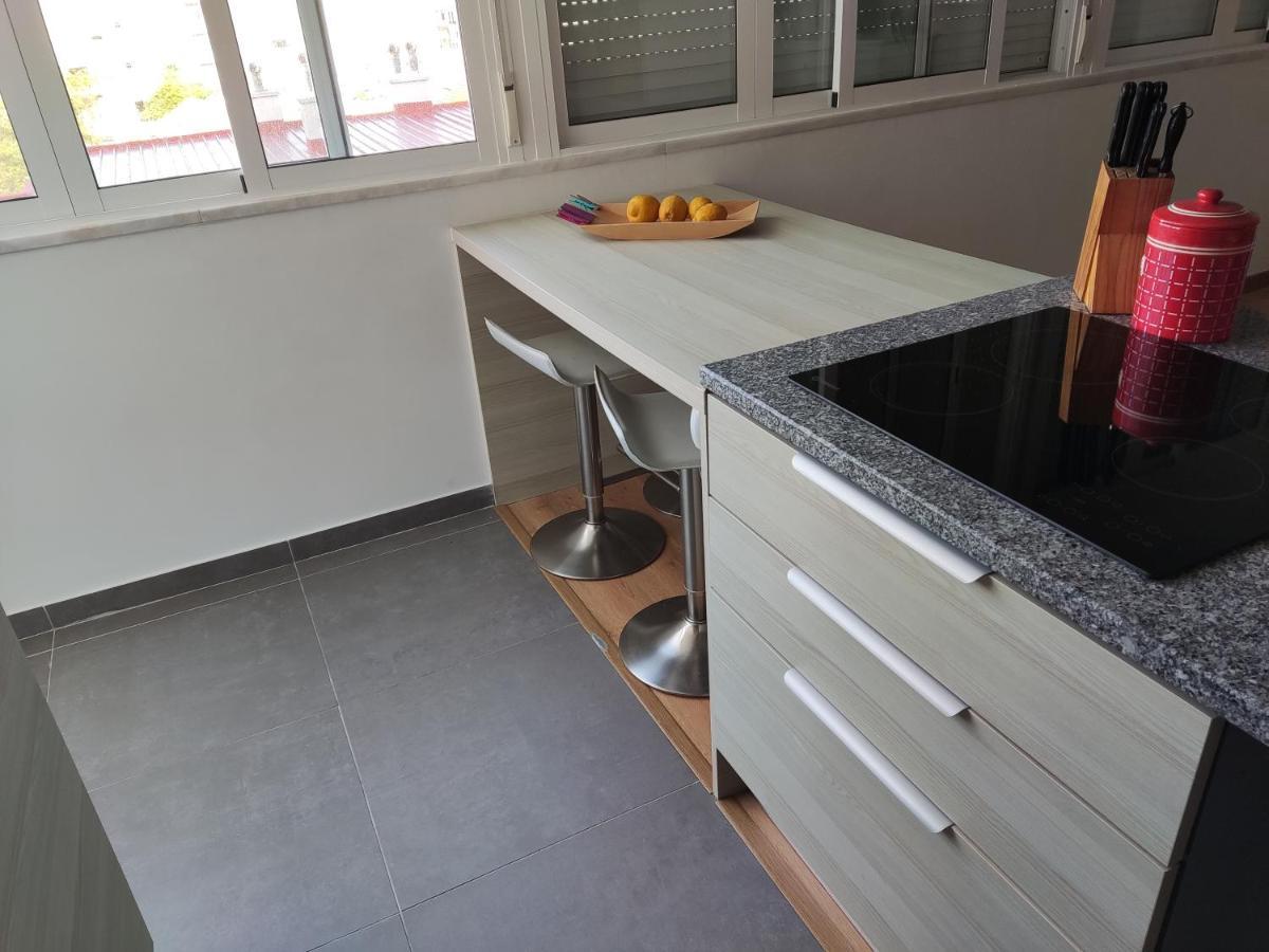 M&H Loft - Apartamento T2 Em Setubal Exterior photo